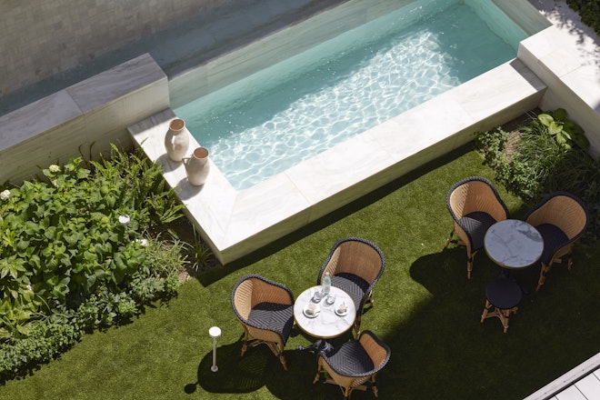 Classic Courtyard Room - Courtyard