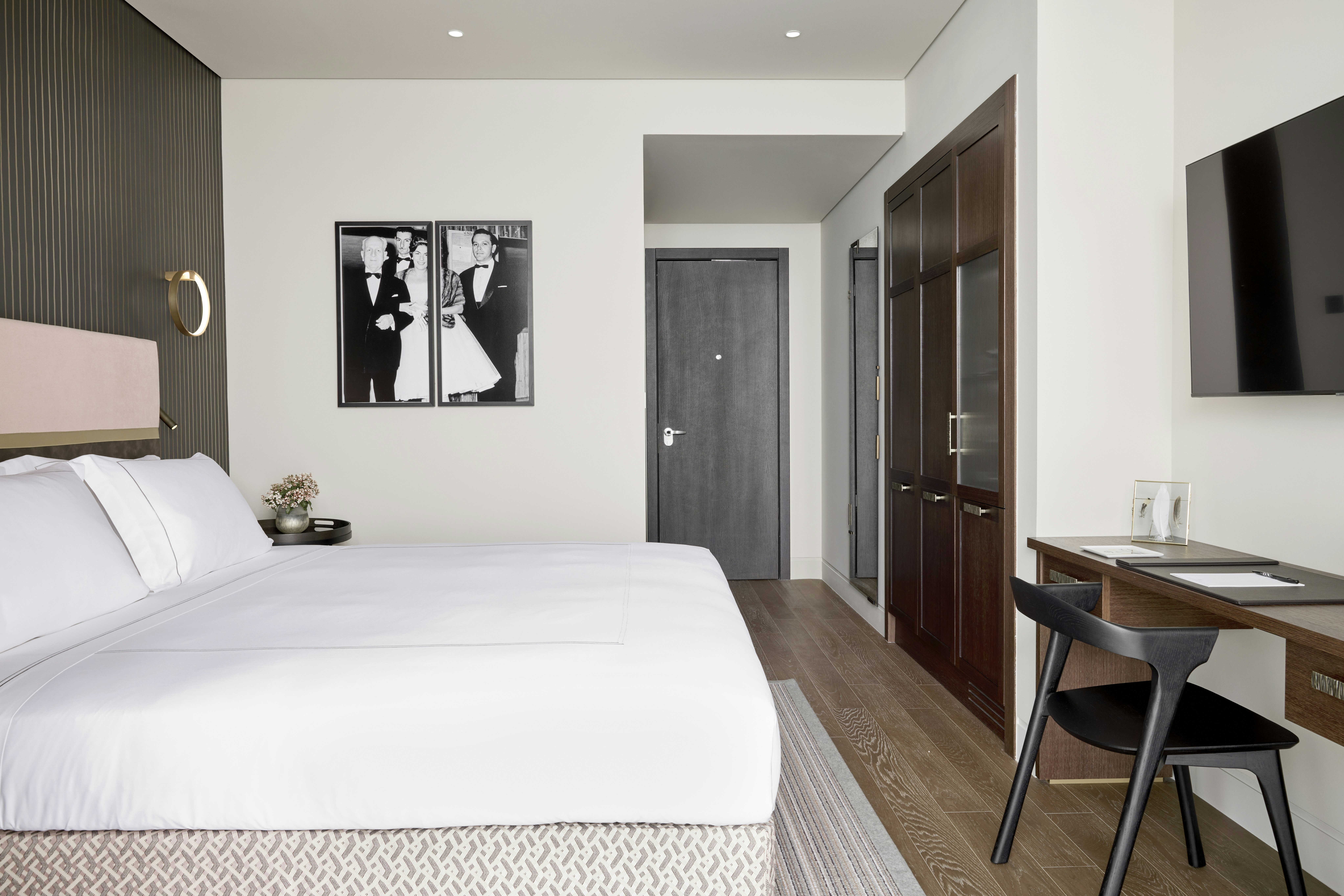 ON Residence Deluxe Seafront Rooms