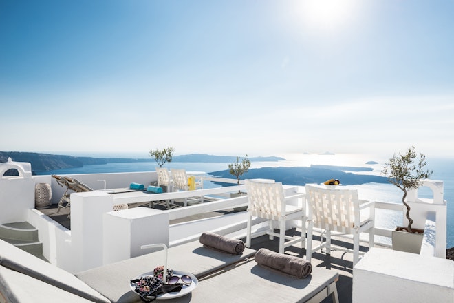 View-Sun Deck