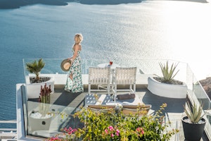 View-Sun Deck
