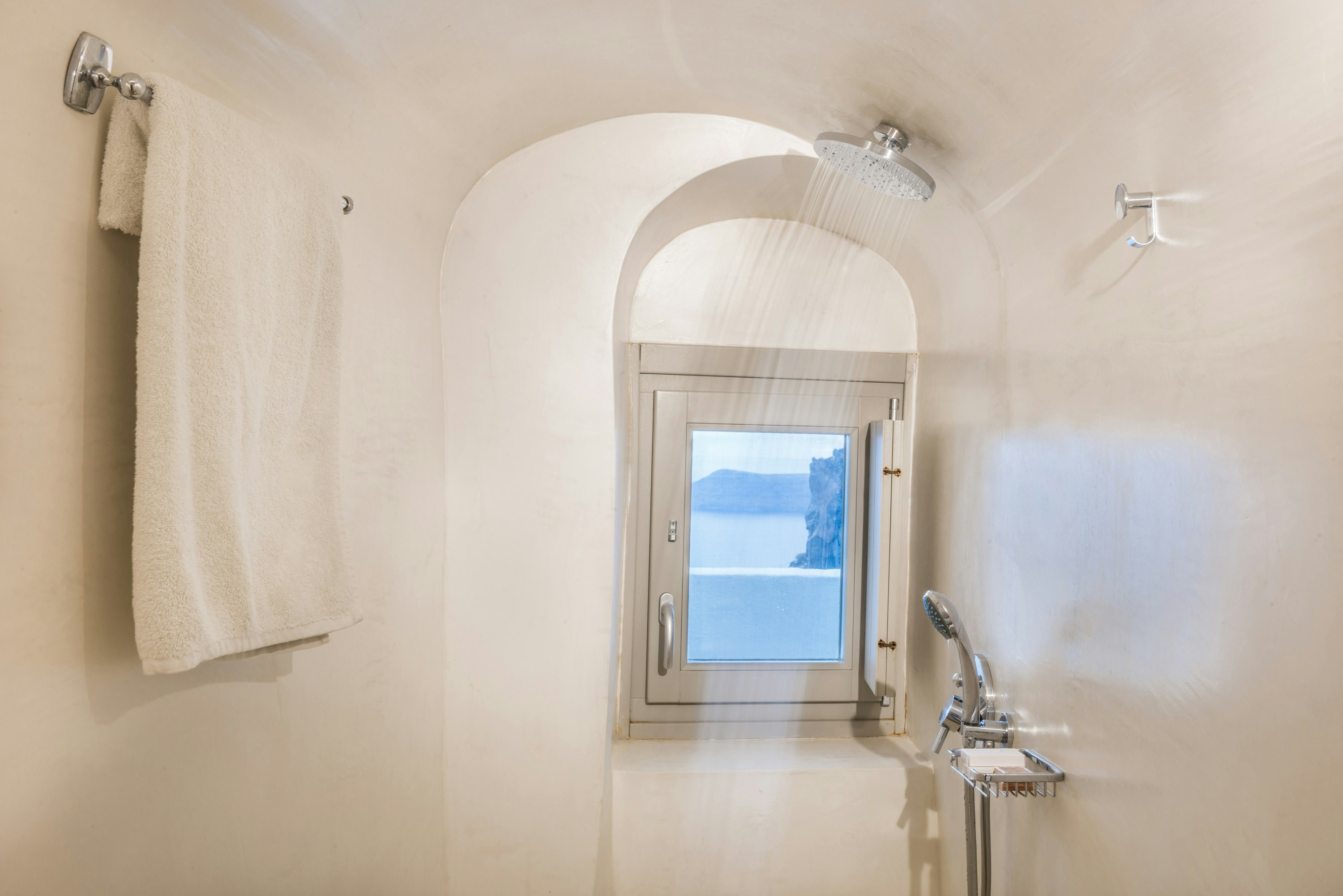 Master Suite with private pool and caldera view