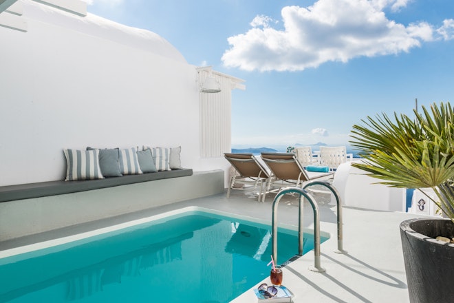 Master Suite with private pool
