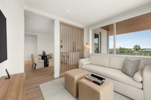Spring Suite - Living Area