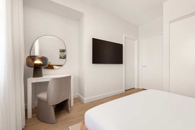 Dawn Suite (Queen) - Bedroom