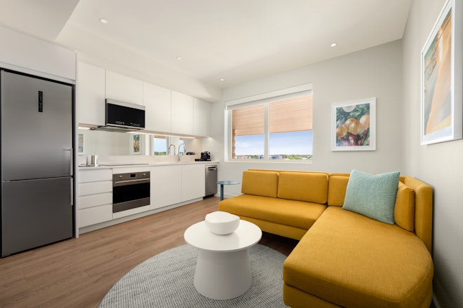 Dawn Suite (Queen) - Living Area