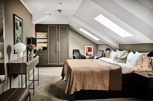 Mini Suite - Elizabeth - Bedroom