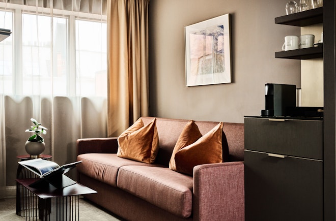 Mini Suite - Elizabeth - Living Area