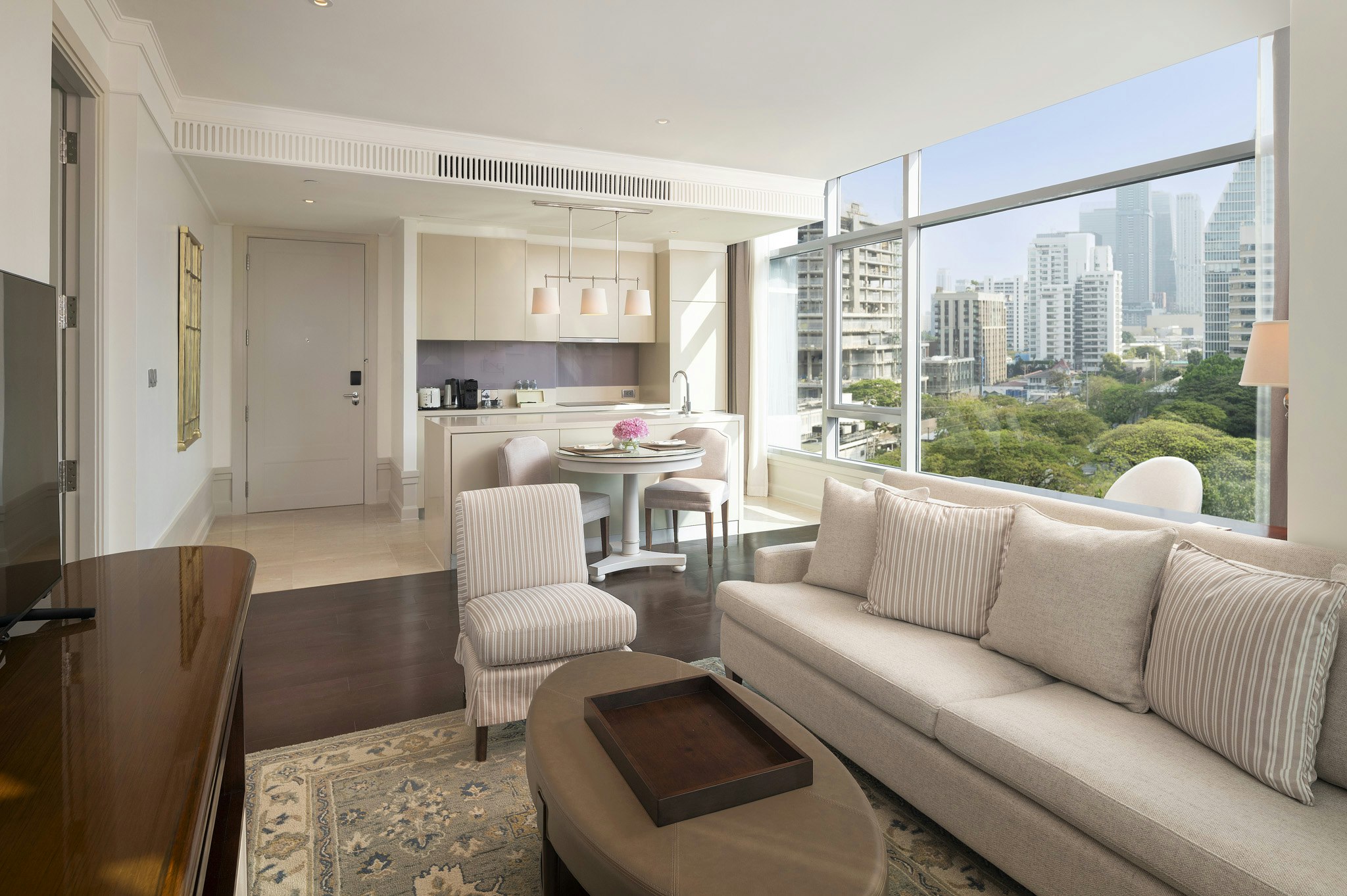 One Bedroom Corner Prestige Living Room