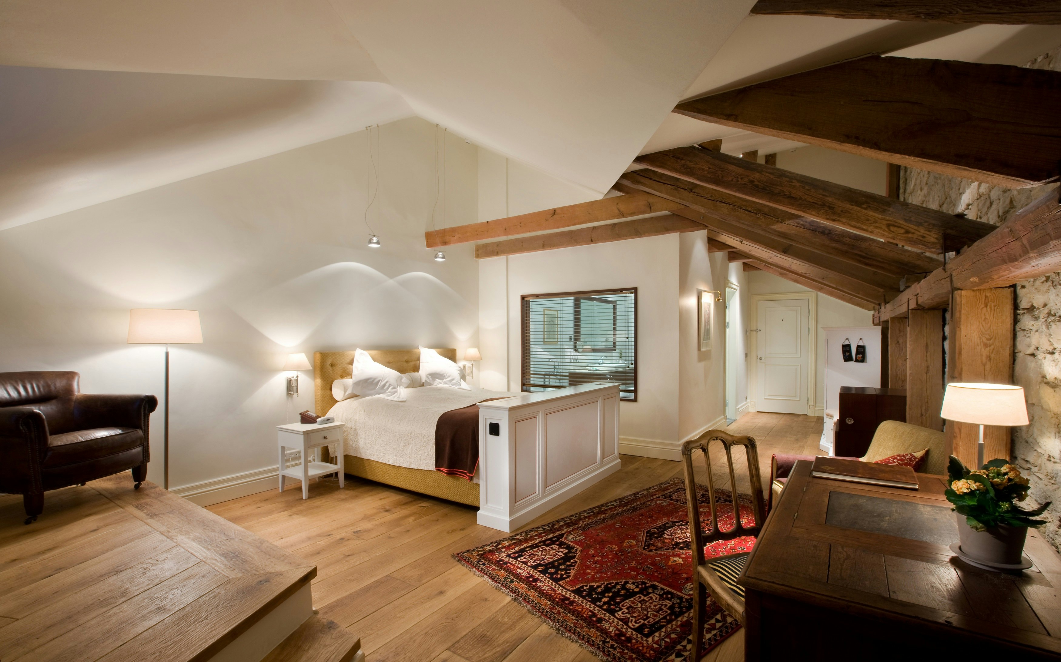 Superior Double in the Manor House