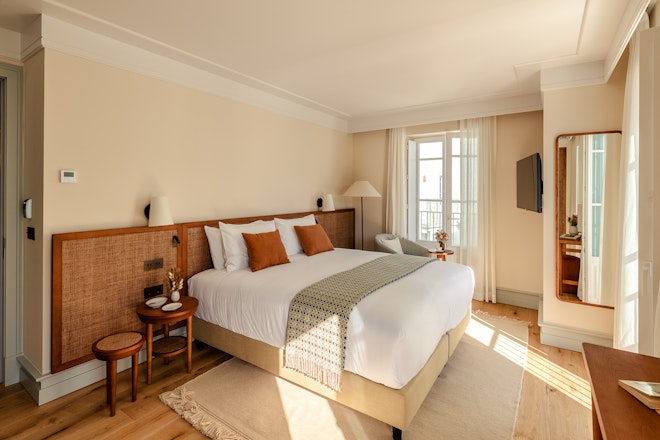Suite - Bedroom