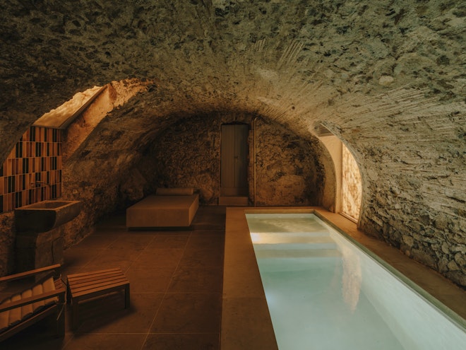 Pool at La Cova d'Aigua