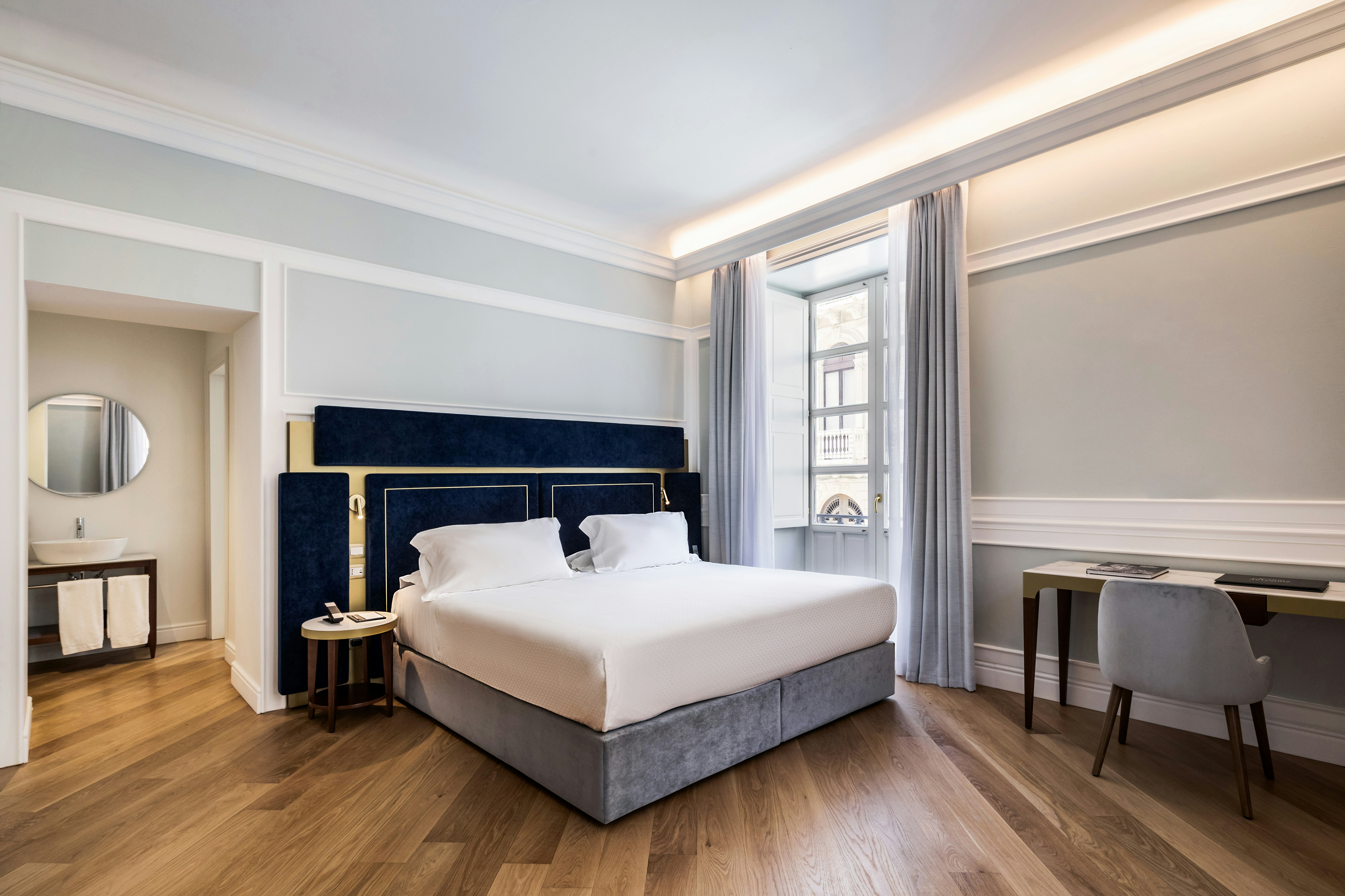 Superior Room - Bedroom