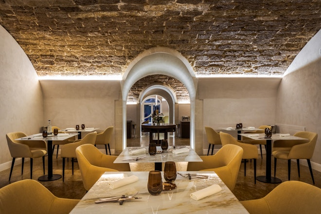 Amuni Restaurant