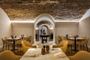 Amuni Restaurant