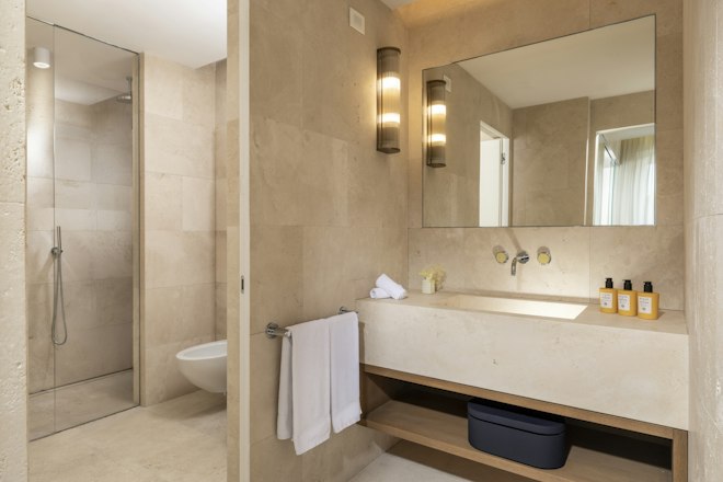Lateran Gallery Suite - Bathroom