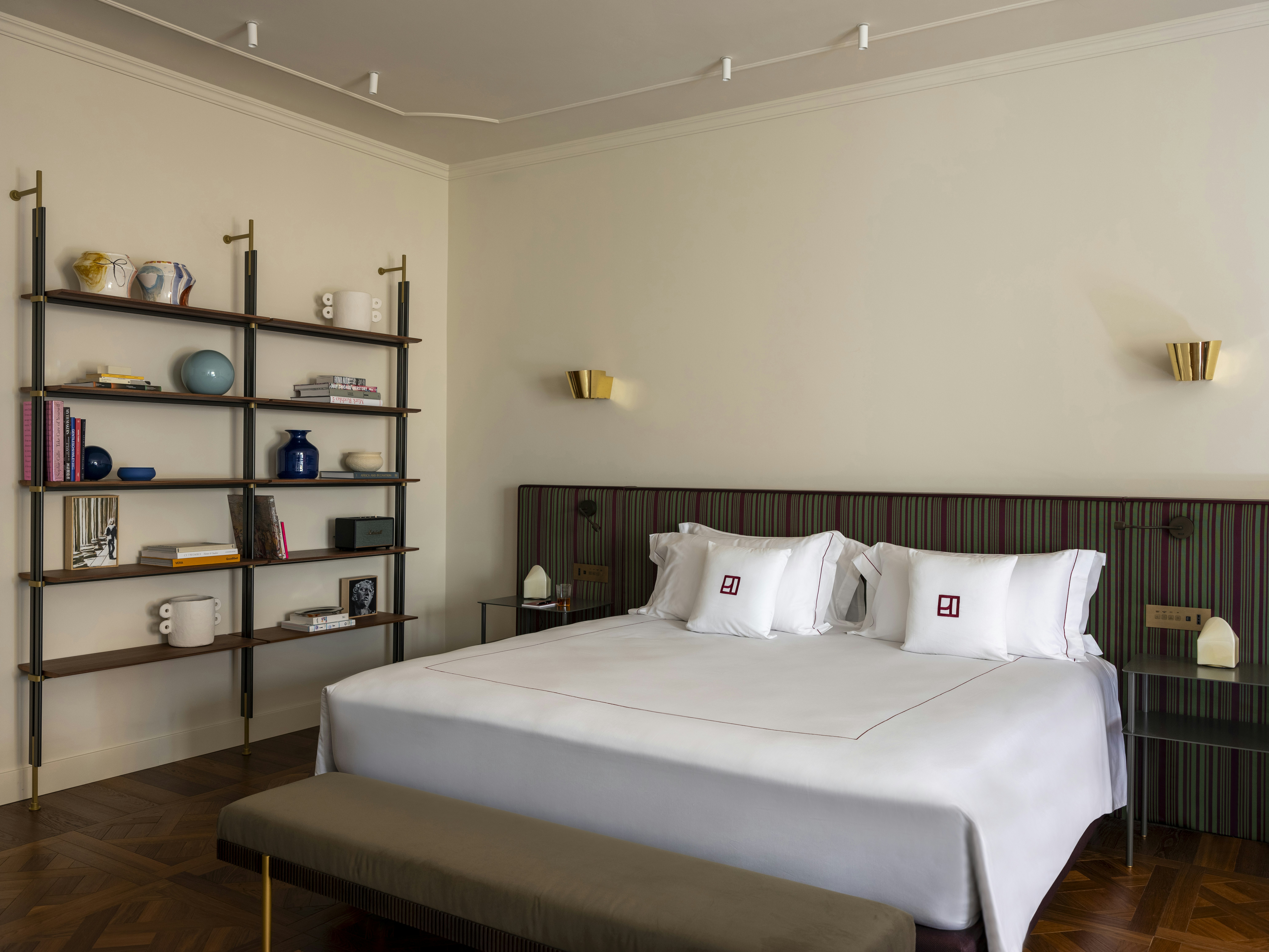 Junior Suite - Bedroom