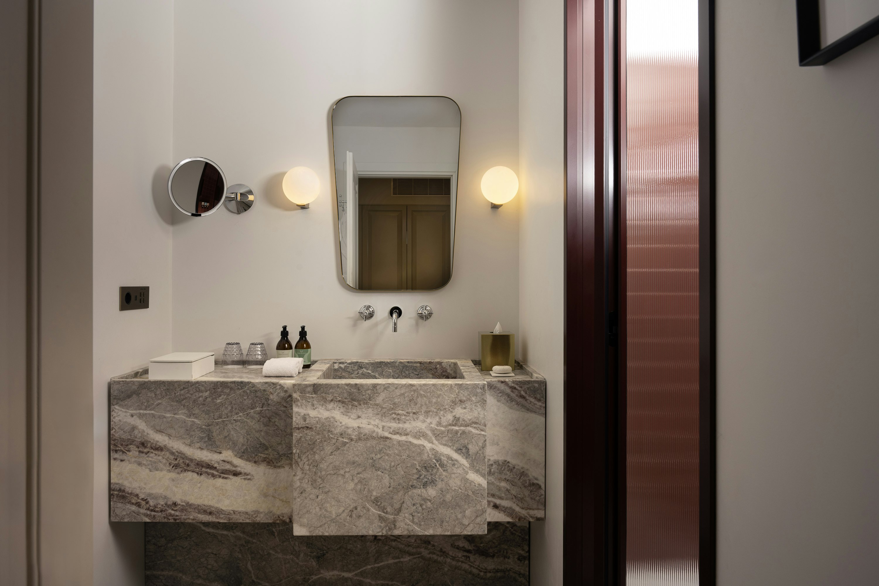 Talia Suite - Bathroom