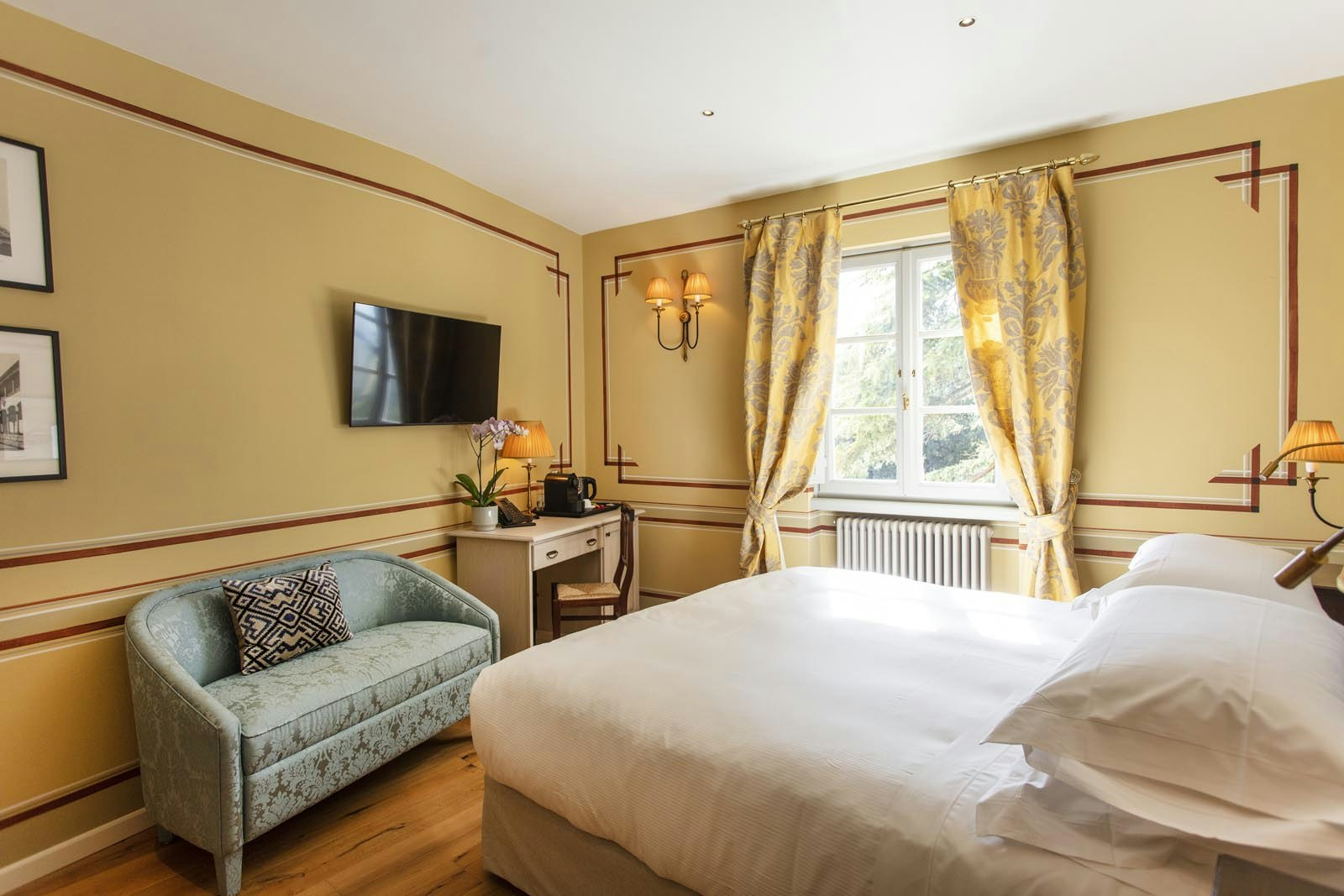 Superior Room - Bedroom