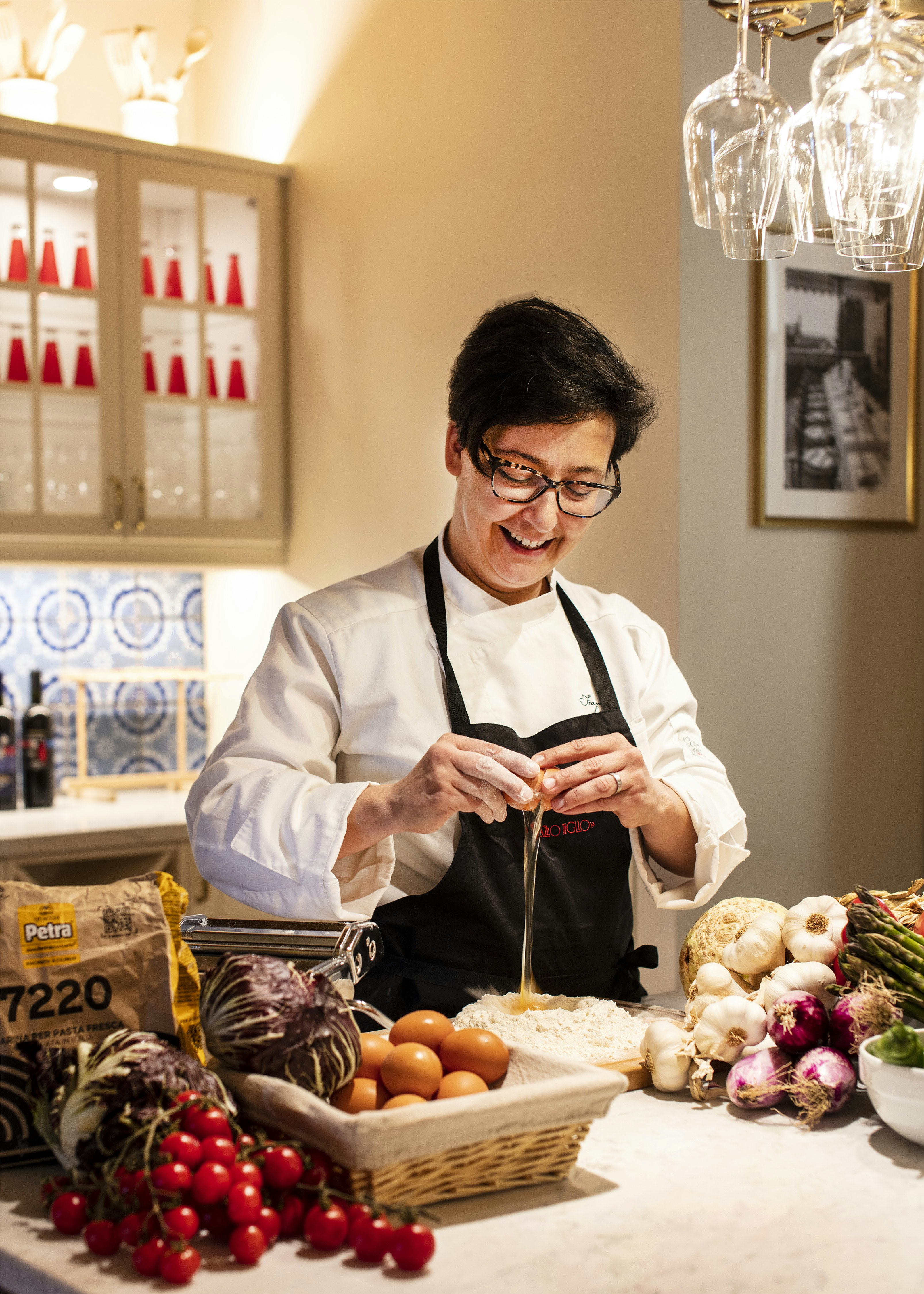 Francesca Lari - cooking class in kitchen studio