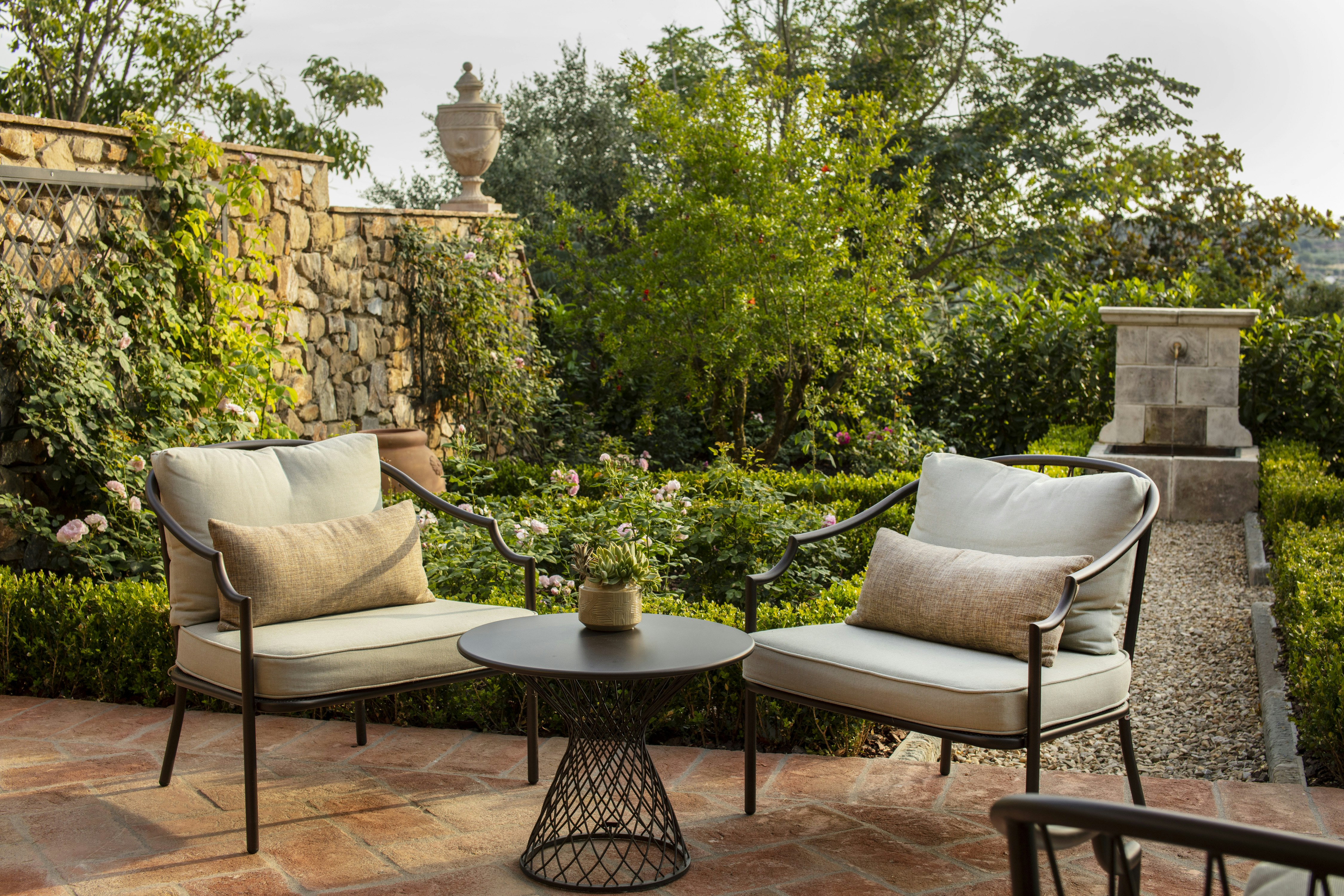 Rose Garden with Lounge Area