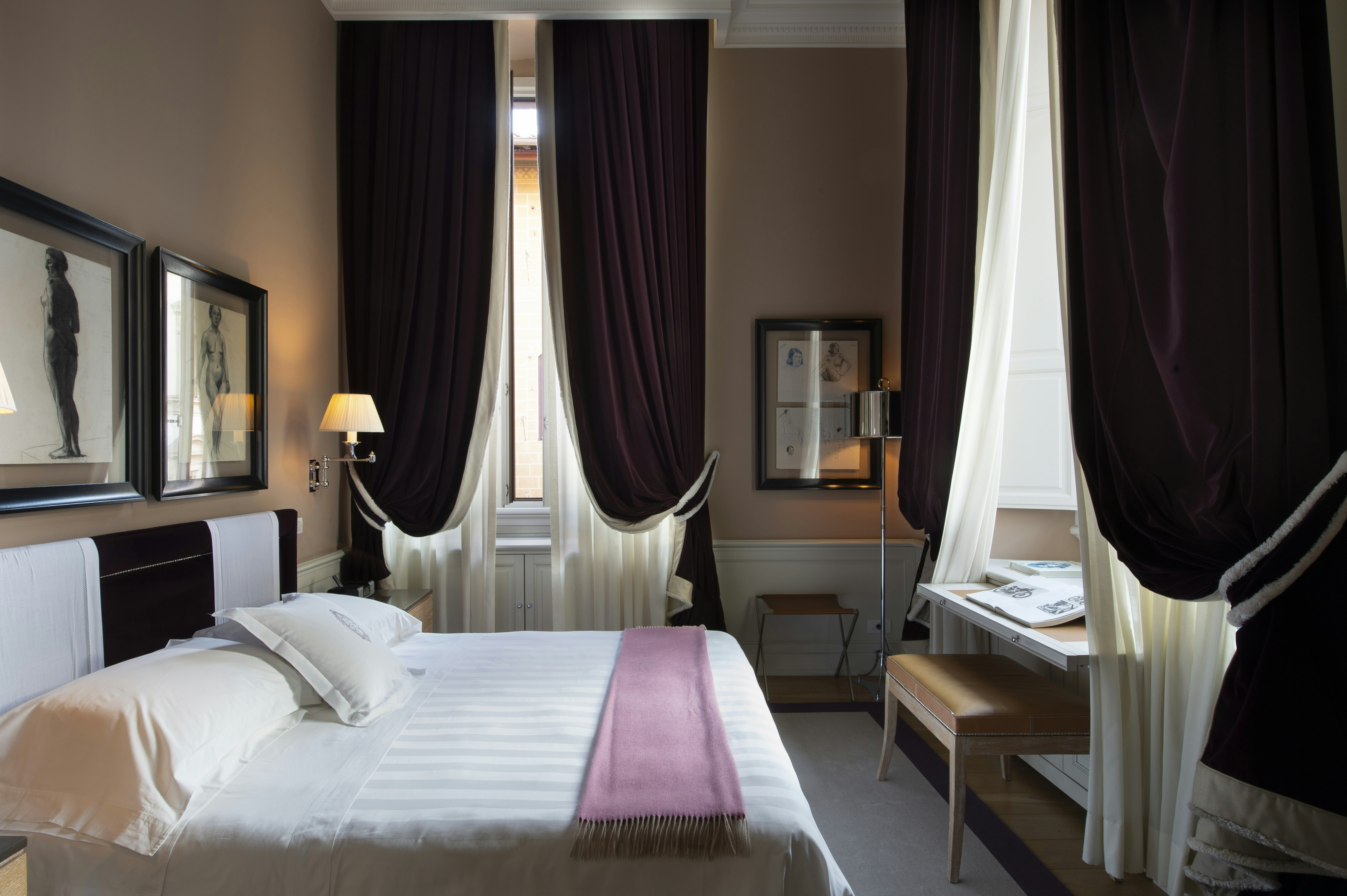 Suite Room - Bedroom