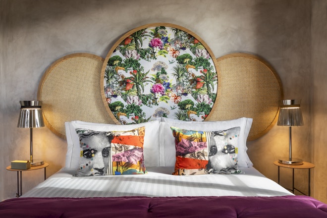 Family Suite Forum View