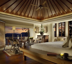 2 Bedroom Beach Front Estate - Bedroom