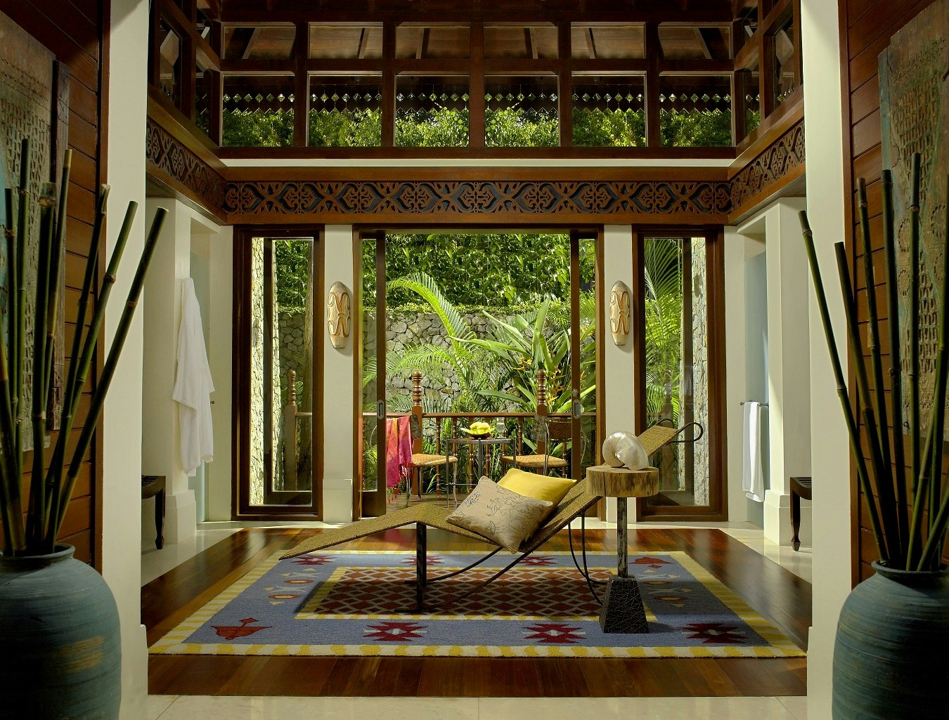 2 Bedroom Beach Front Estate - Bedroom