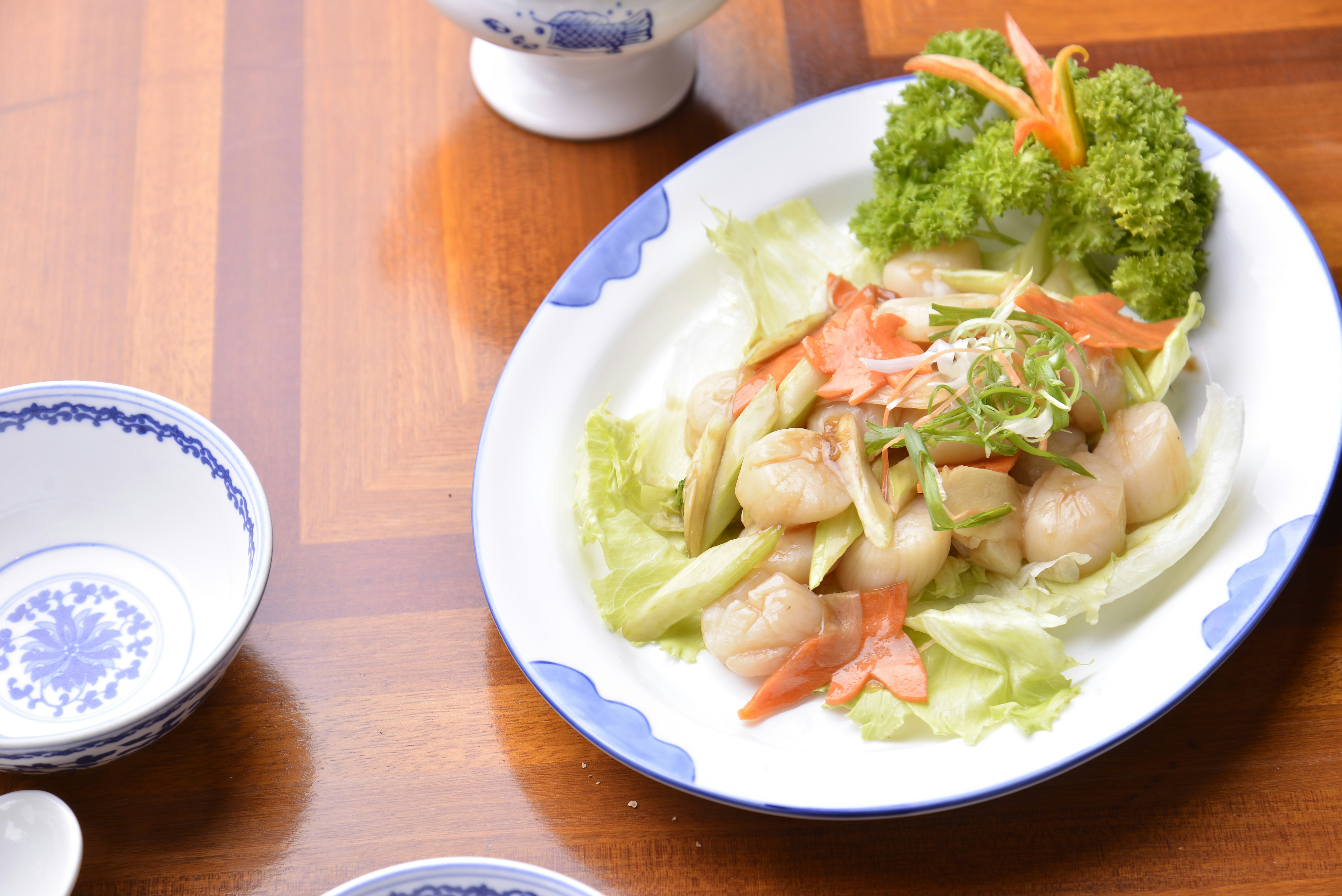 Stir Fried Scallops With Ginger Wine