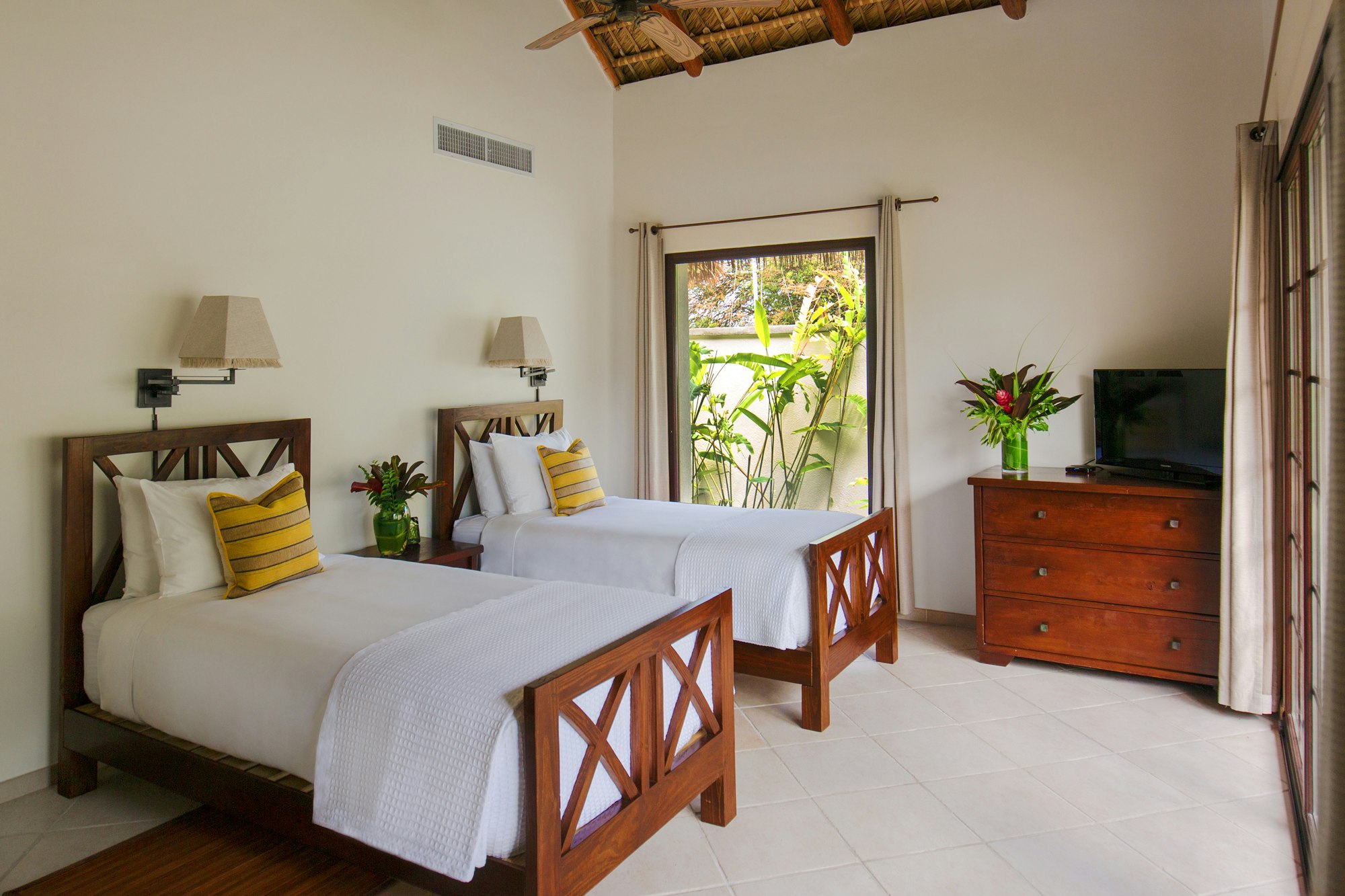 Queen Suite / Twin Suite on Request