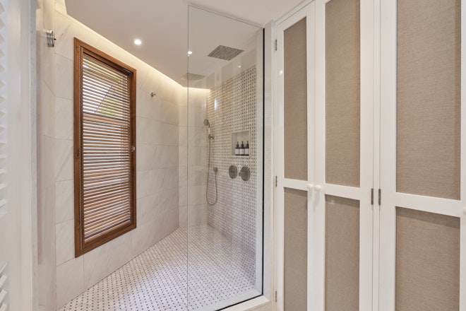 Deluxe Premium Bathroom Shower