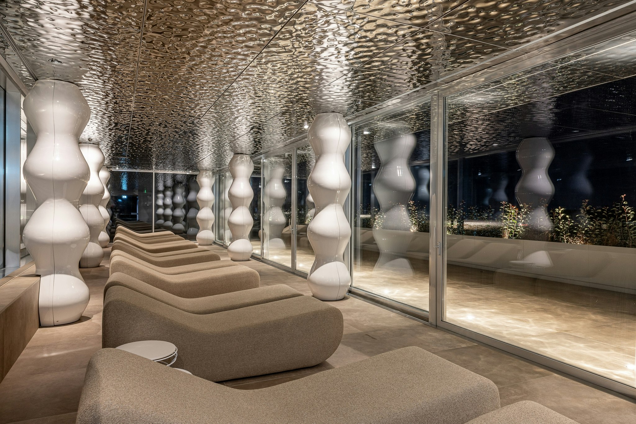 Oasi Del Parco by Night