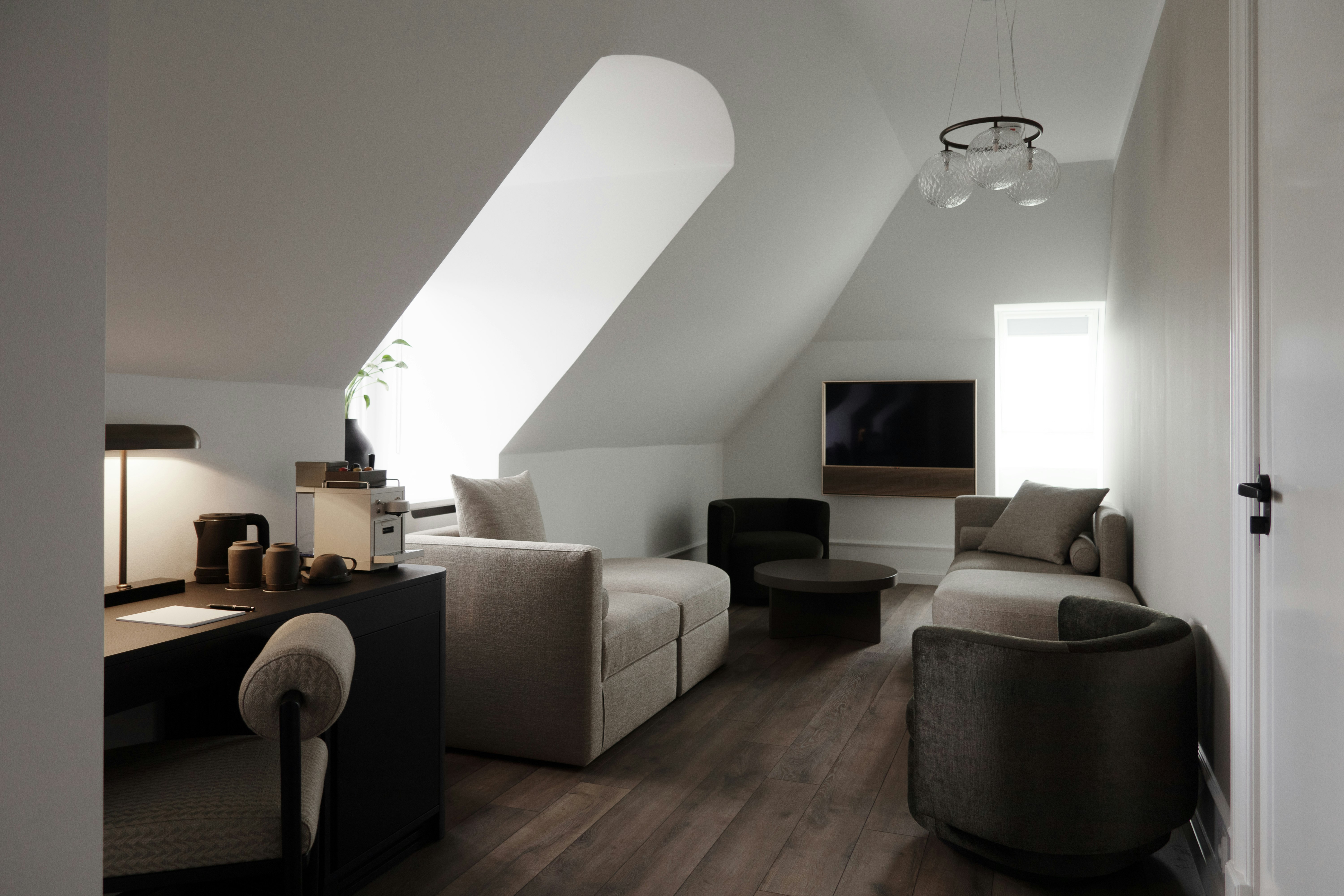 Executive Junior Suite - Director's Corner