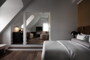 Executive Junior Suite - Director's Corner