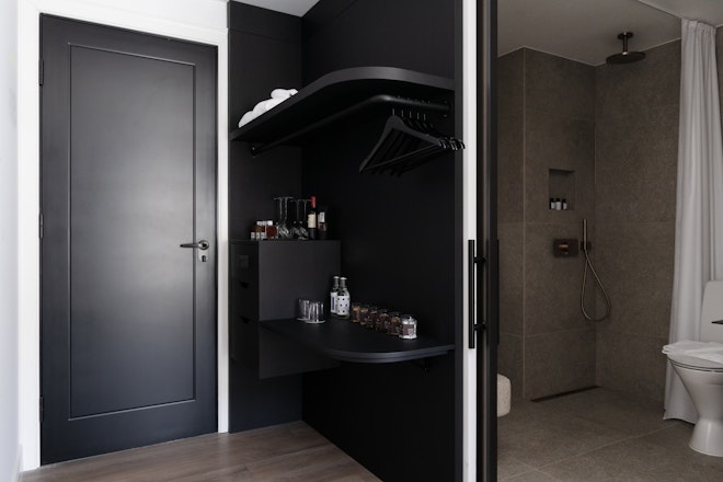 Deluxe Easy Access - Room Details