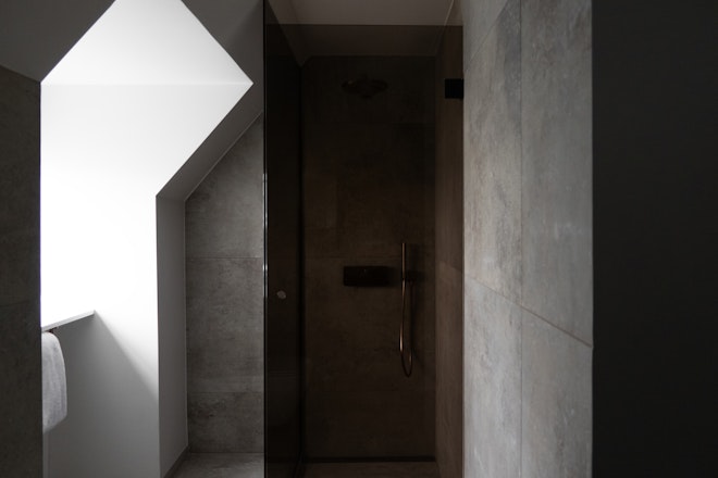 Park Studio - Second Bathroom