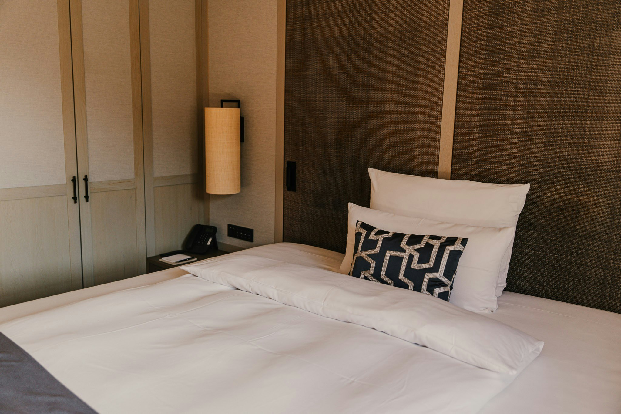 Standard Single Room - Bedroom