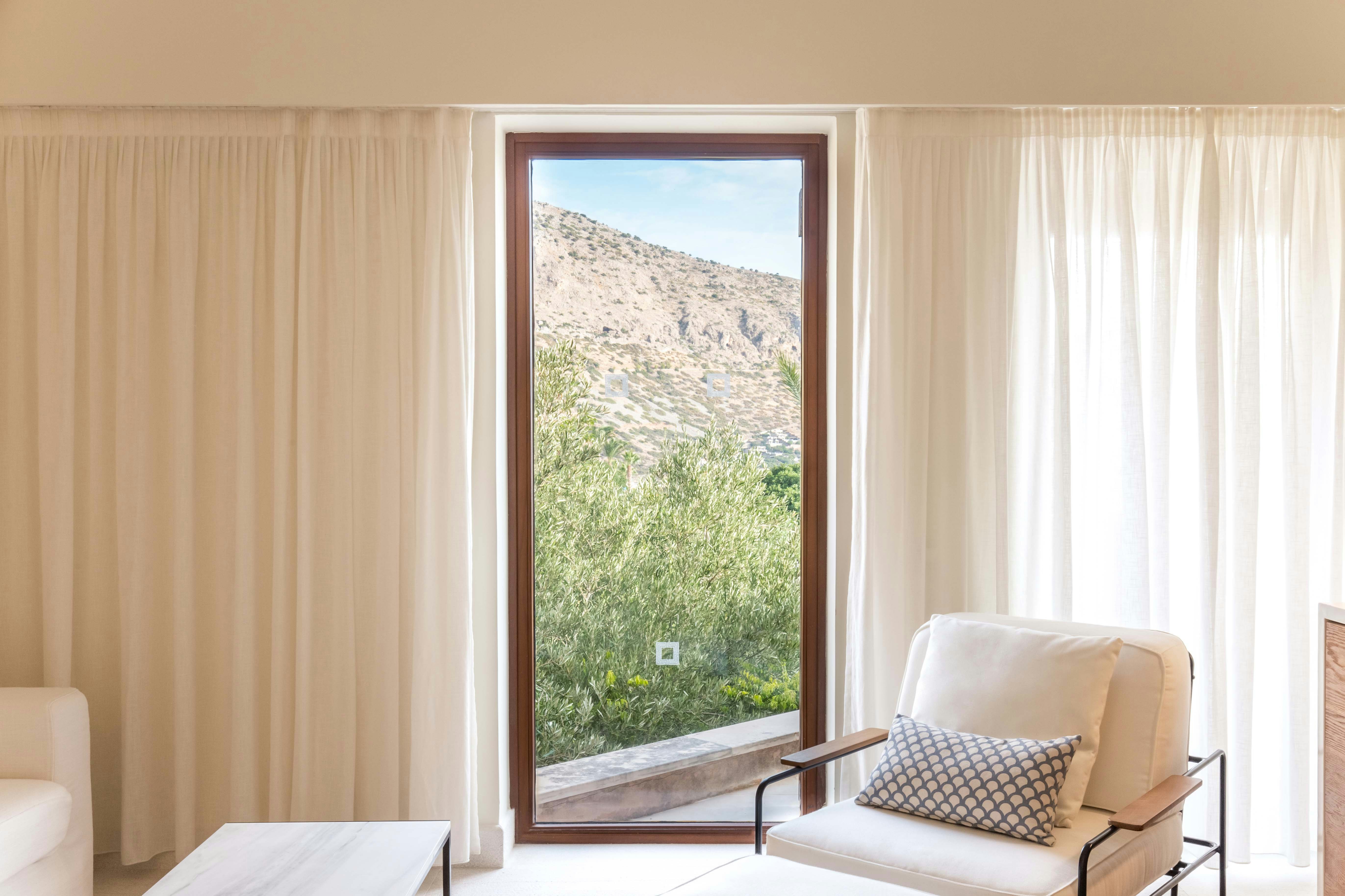 Deluxe Suite Seaview