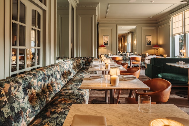 Flora Fauna Bar & Restaurant