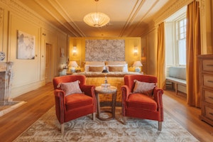 The Molyneaux Suite - Bedroom