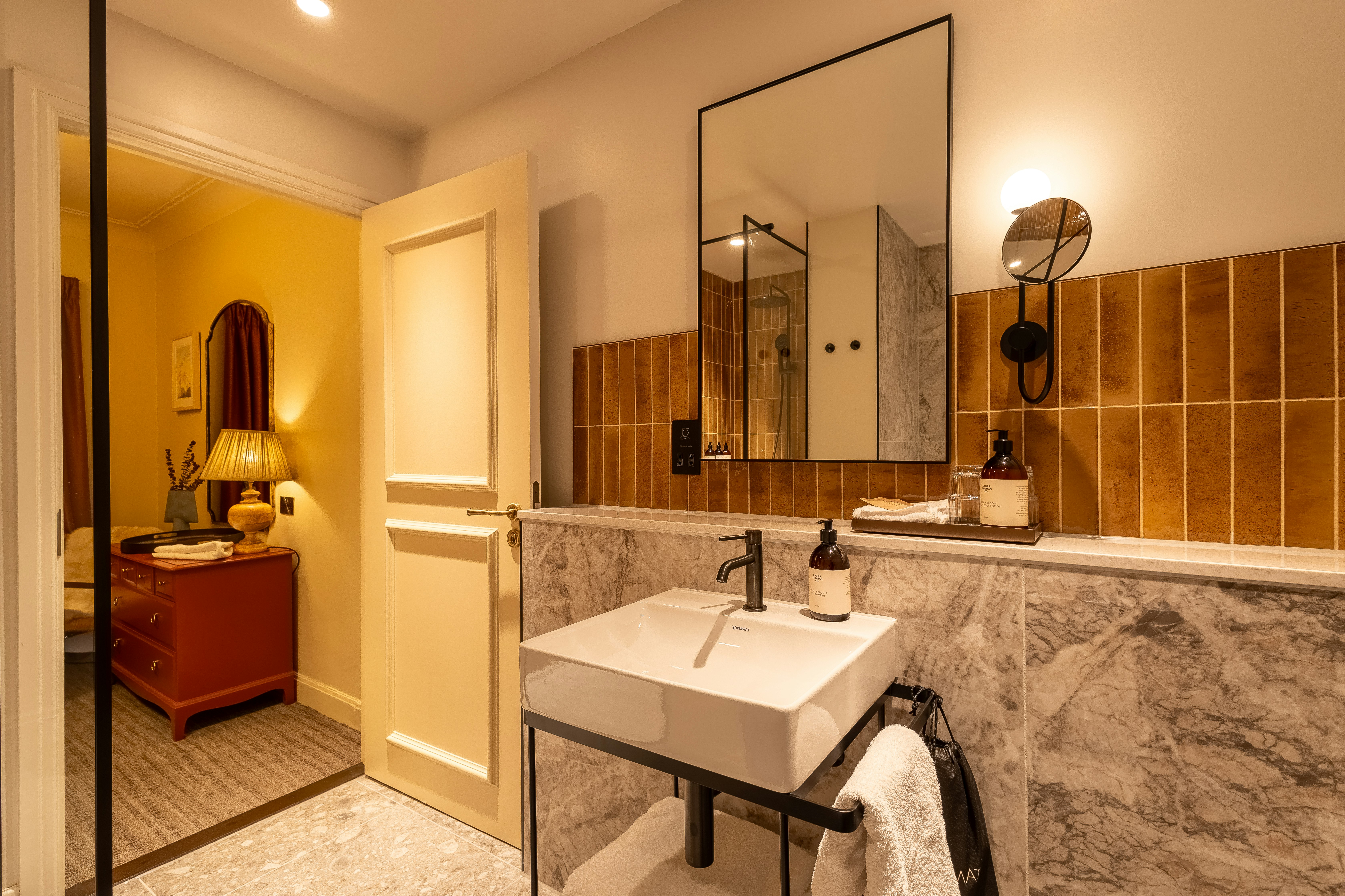 Pinewood Suite - Bathroom