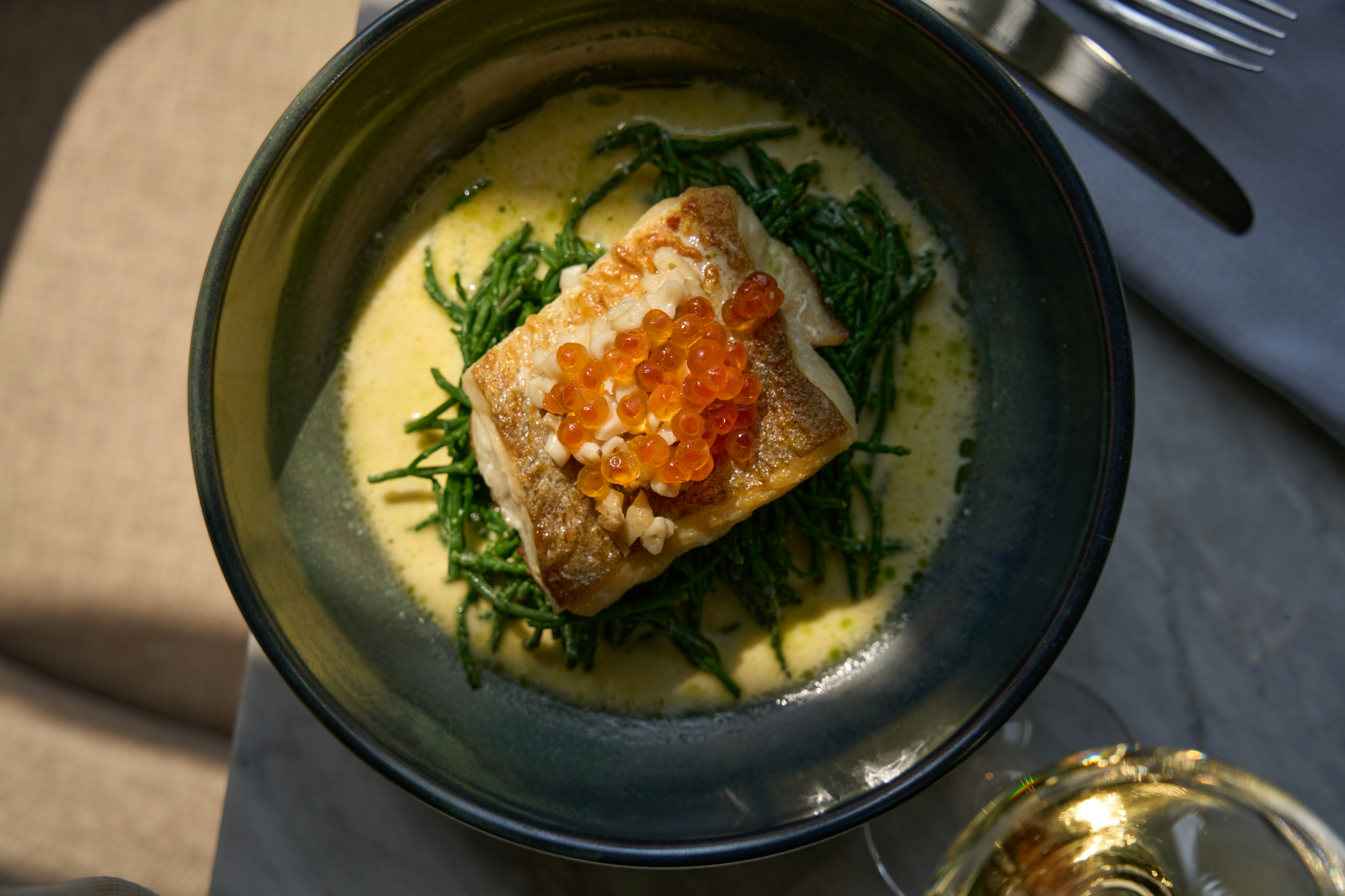 Flora Fauna Bar & Restaurant