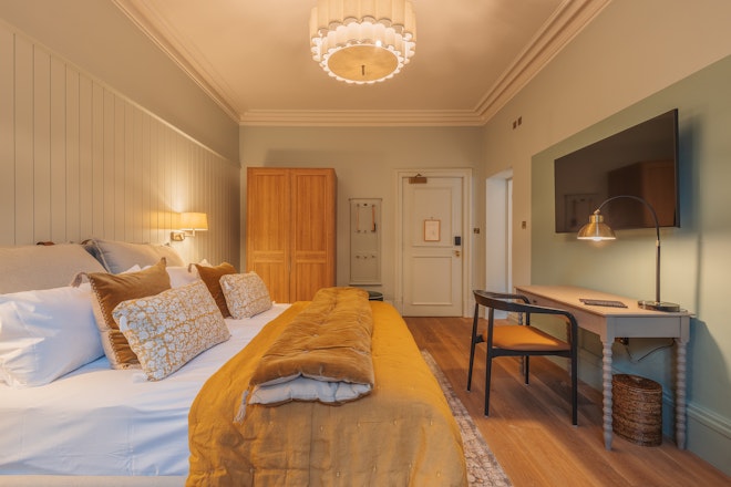 Evergreen Room - Bedroom
