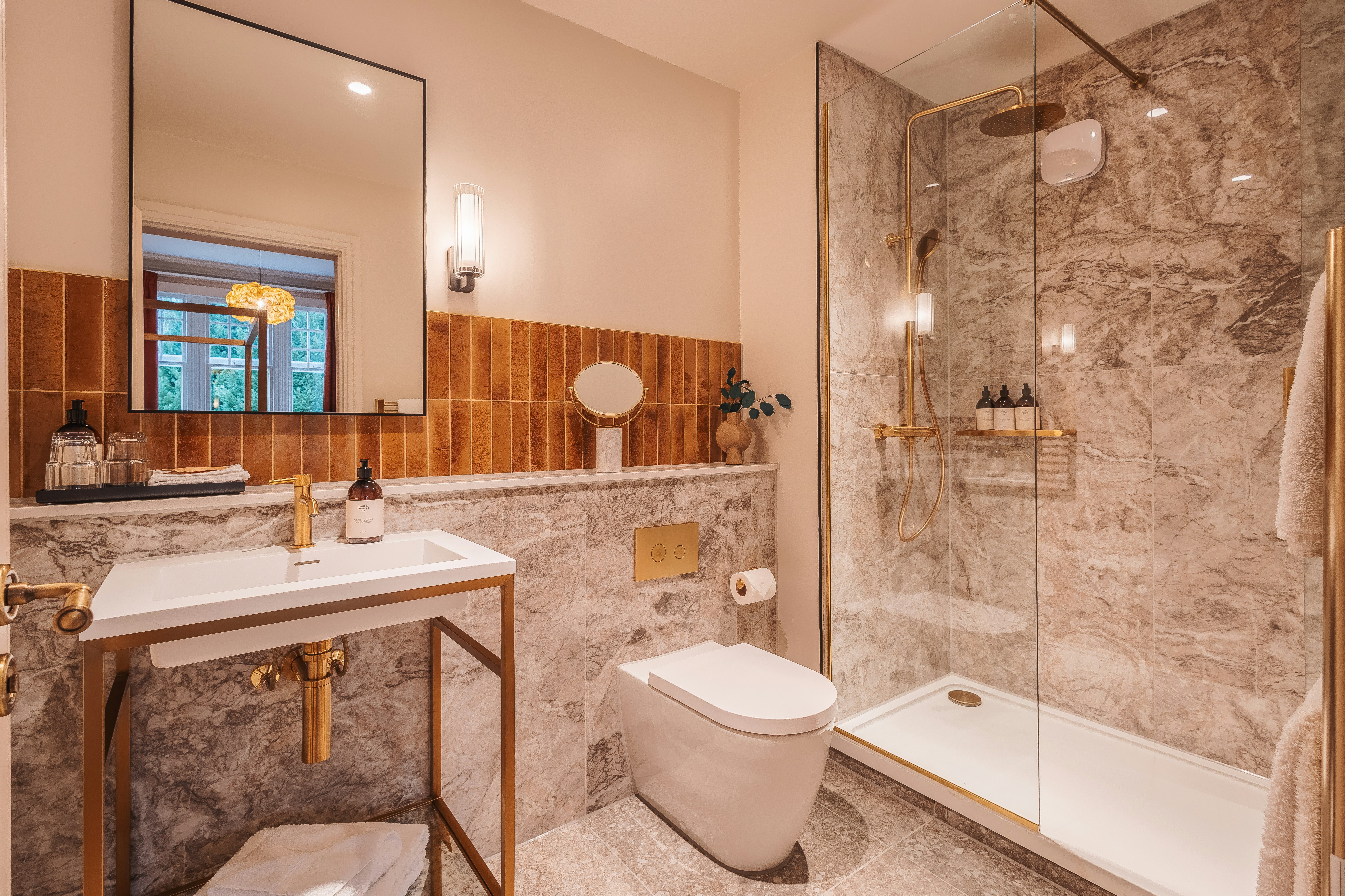 Evergreen Room - Bathroom