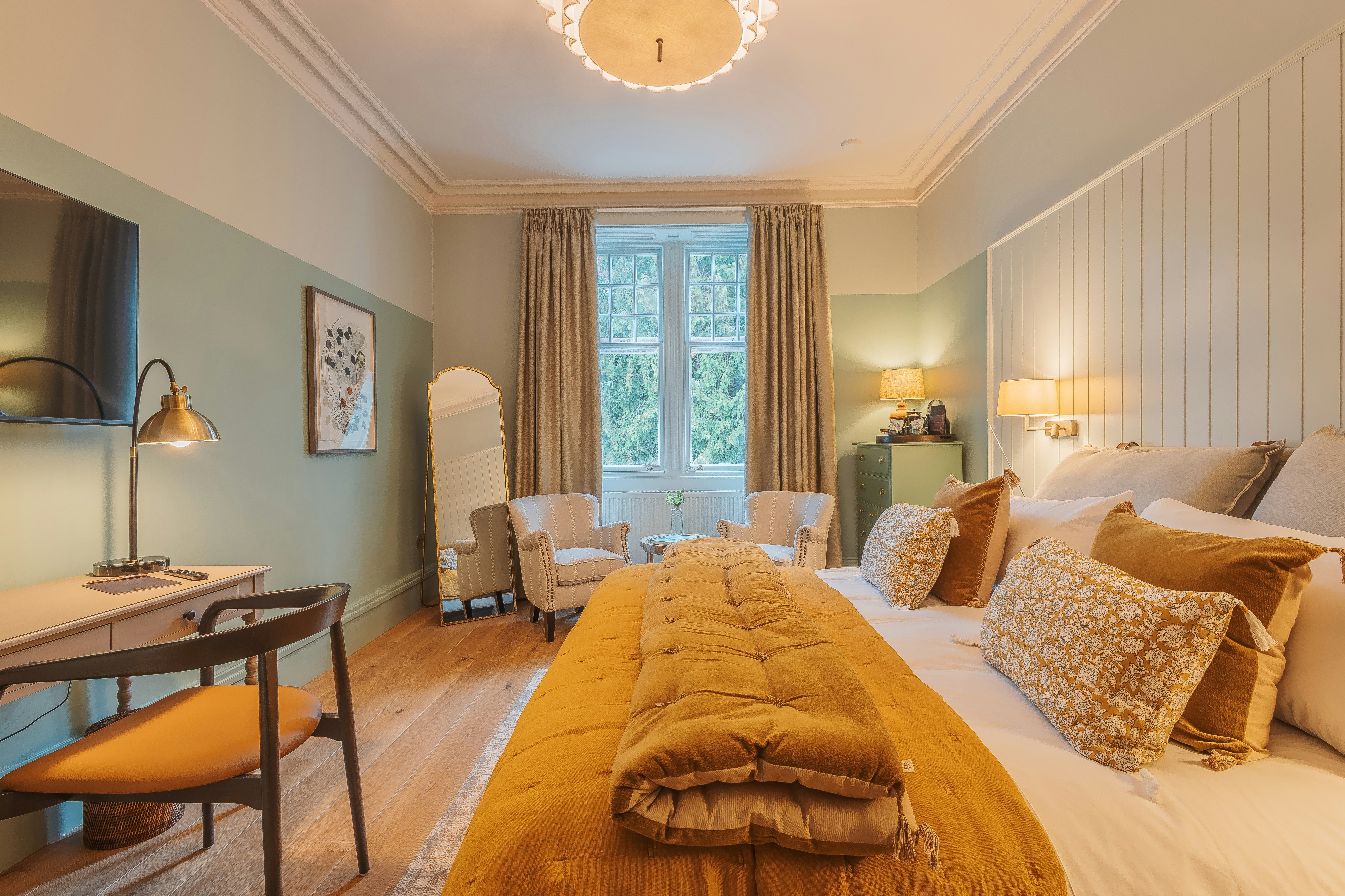 Evergreen Room - Bedroom