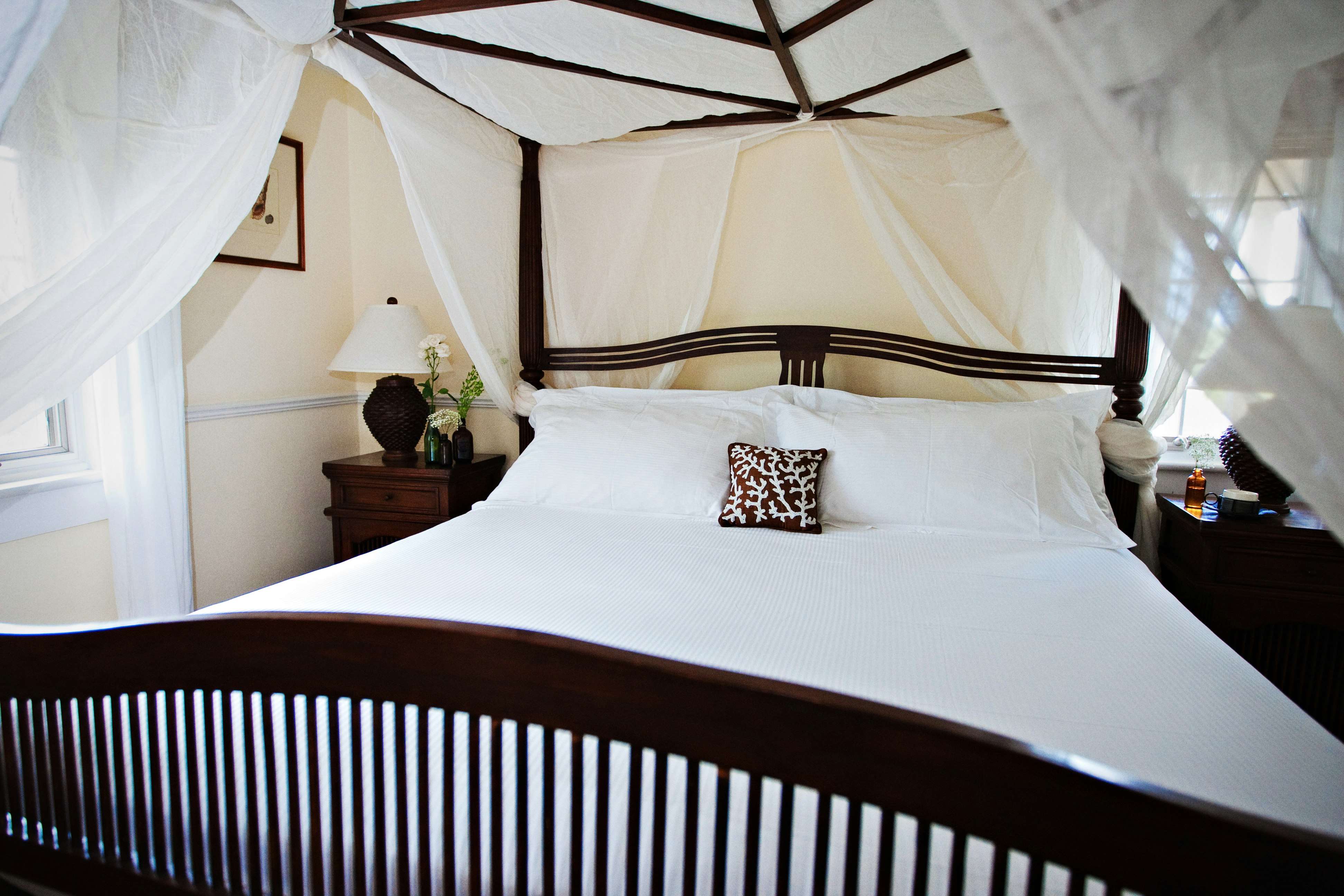 Cottage Suites - Bedroom