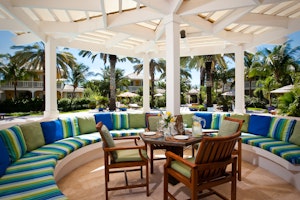 Hutching's Restaurant Poolside Dining
