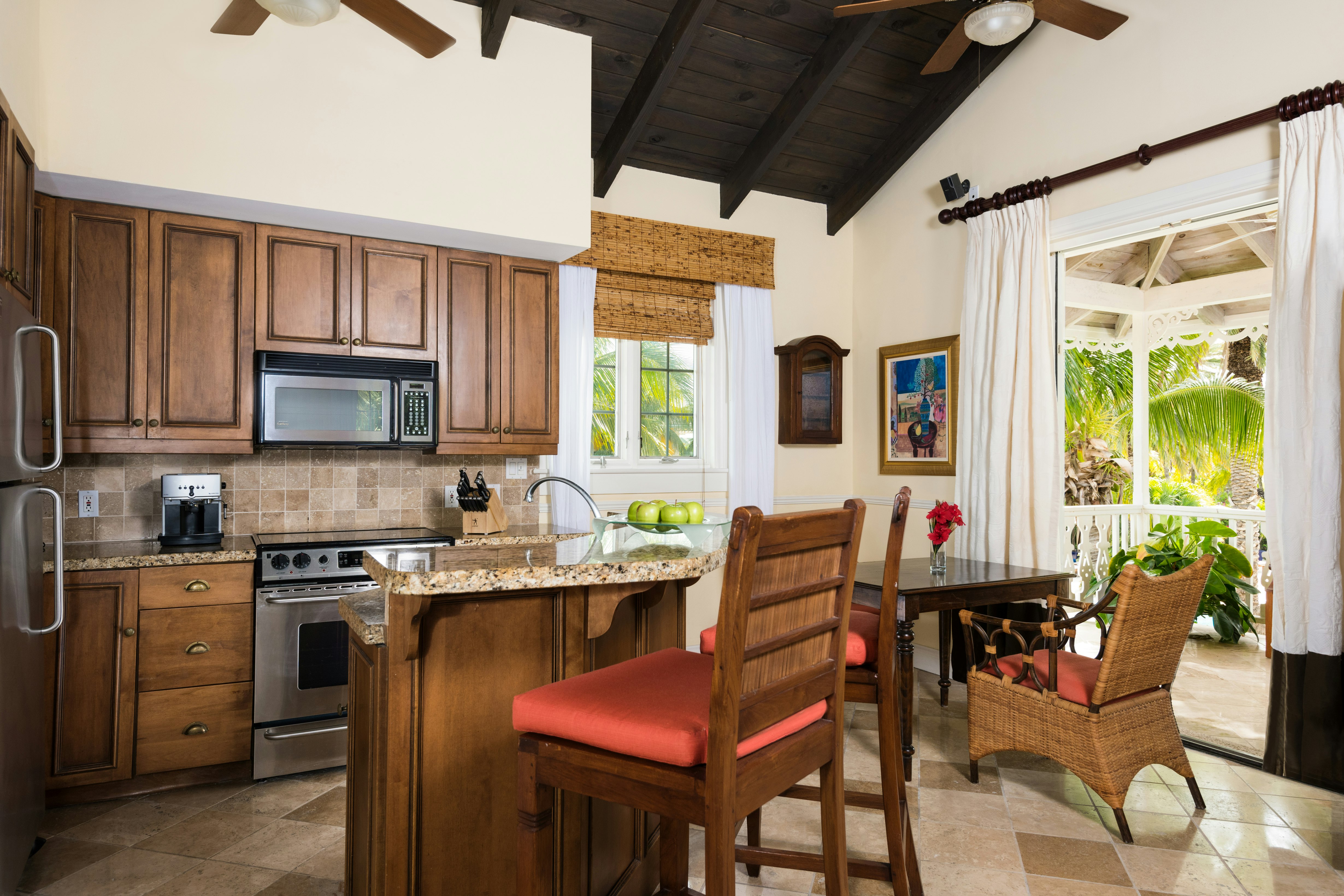 Cottage Suite Upper Level - Kitchen