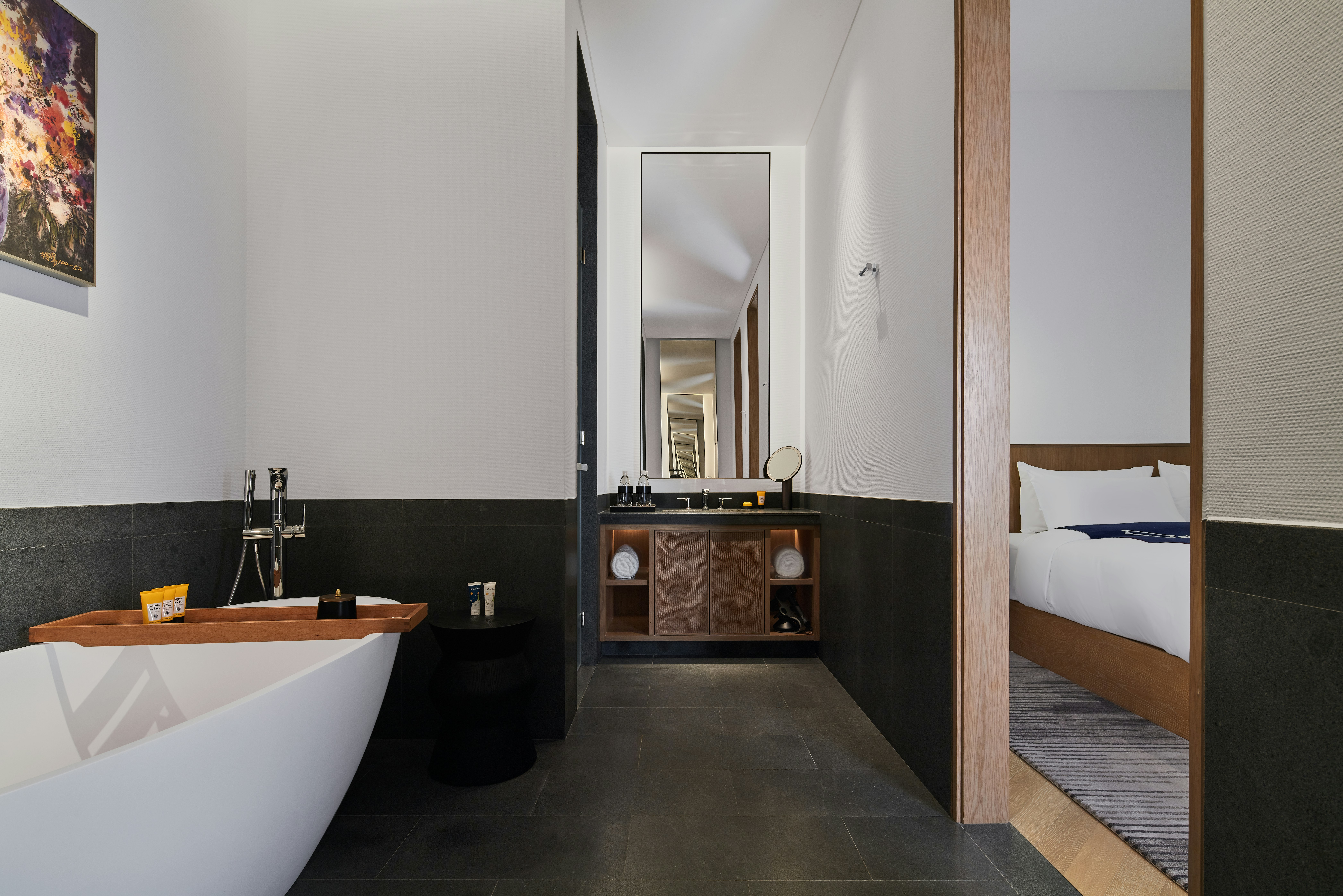 Parent-Child Room (Junior Suites)