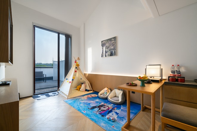 Parent-Child Room (Junior Suites)